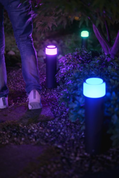 Philips Hue Calla Sockelleuchte Outdoor LED White & Color Ambiance RGBW 24V 