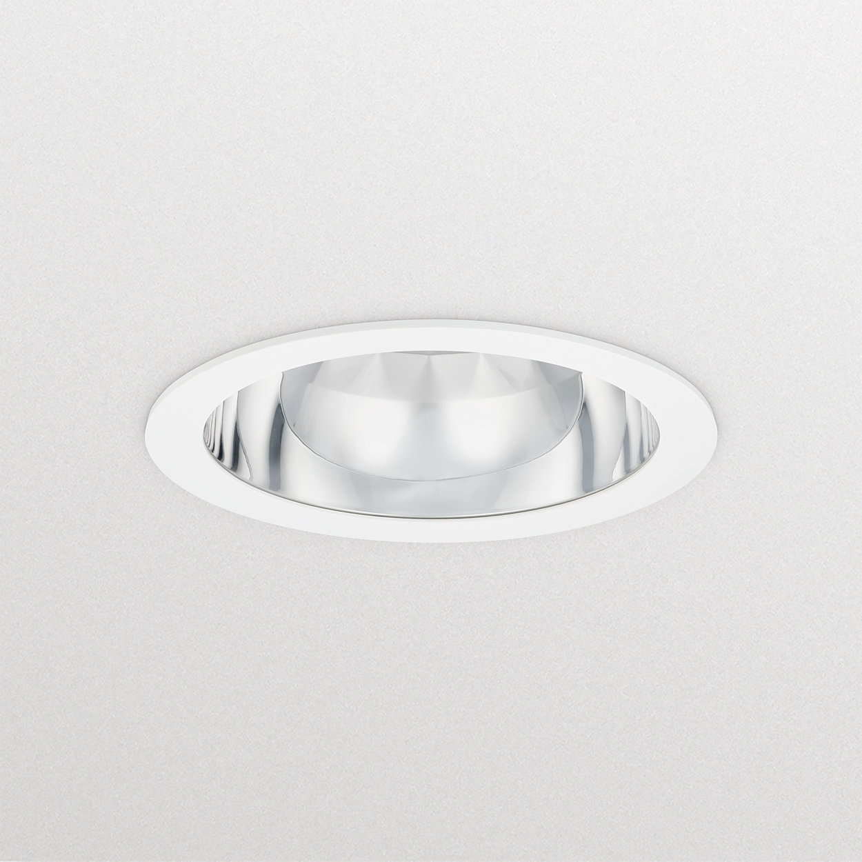 GreenSpace 2 downlight – high-efficiency sustainable LED solution