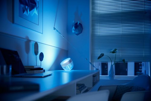 Hue Iris Table Lamp Silver Special Edition | Philips Hue US | Tischlampen