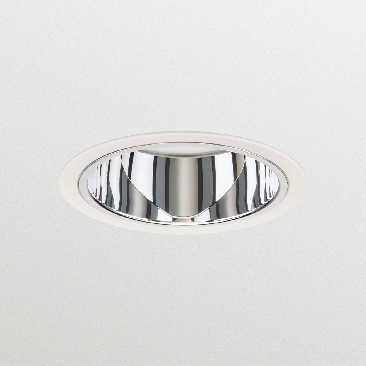 LuxSpace a incasso - Efficienza elevata, comfort visivo e design elegante