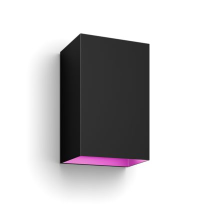 Närbild på framsidan av Resonate vägglampa utomhus