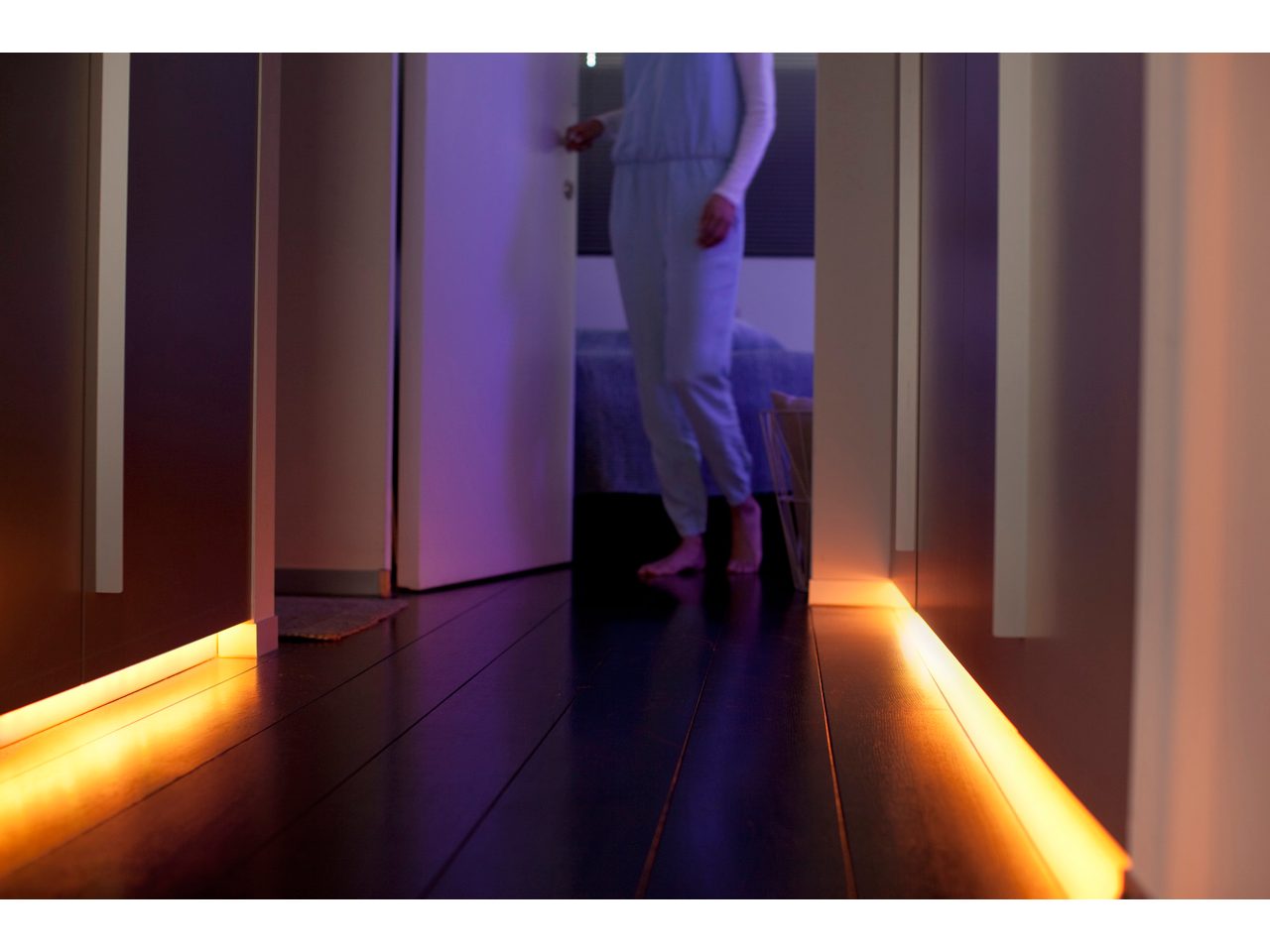 Hue Lightstrips Plus Extension 1m | Philips Hue MY Hue Lightstrips Plus Extension 1m | Philips Hue MY