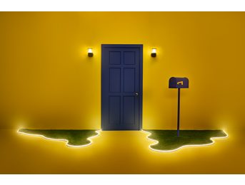 Bendable outdoor linear strip light