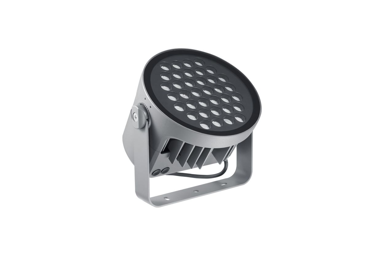 Architectural LED floodlight for fixed or dynamic lighting