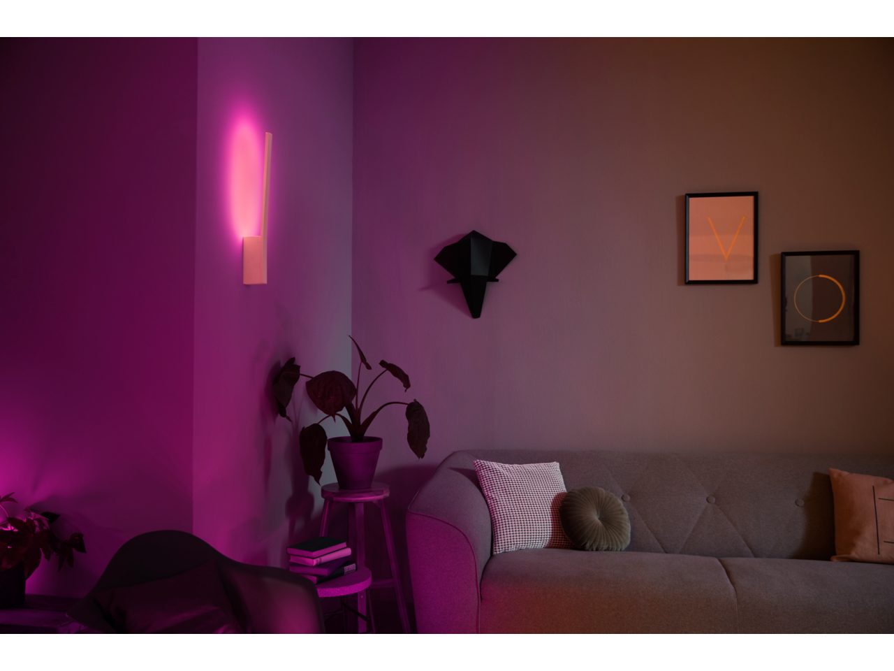 フロアスタンド Philips Hue Liane Wall Light LED Hue Liane væglampe 12 W – White and color ambiance | Philips Hue DK