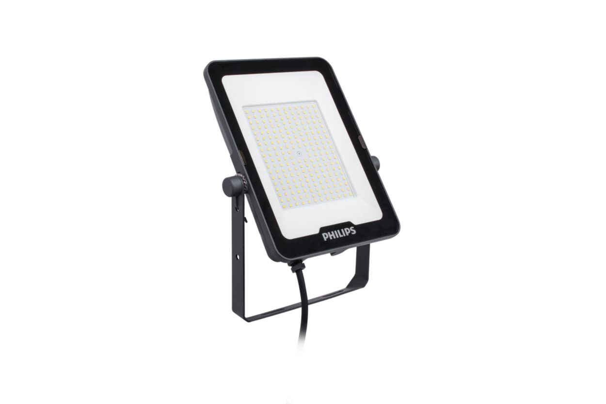 Effizient, zuverlässig, kompakt: Die optimale LED-Scheinwerfer-Serie für den Außenbereich