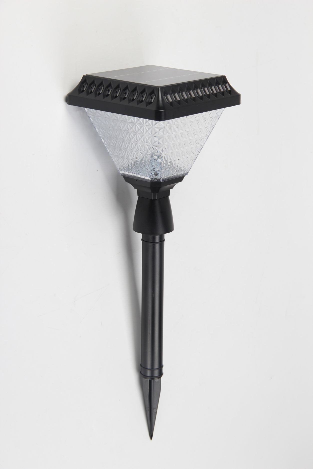 Elegant looking solar bollards