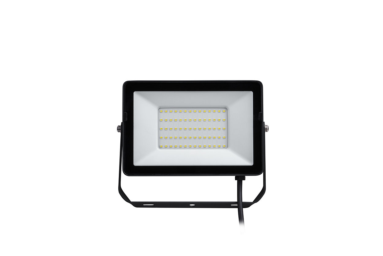 The essential LED floodlight for reliability and energy savings