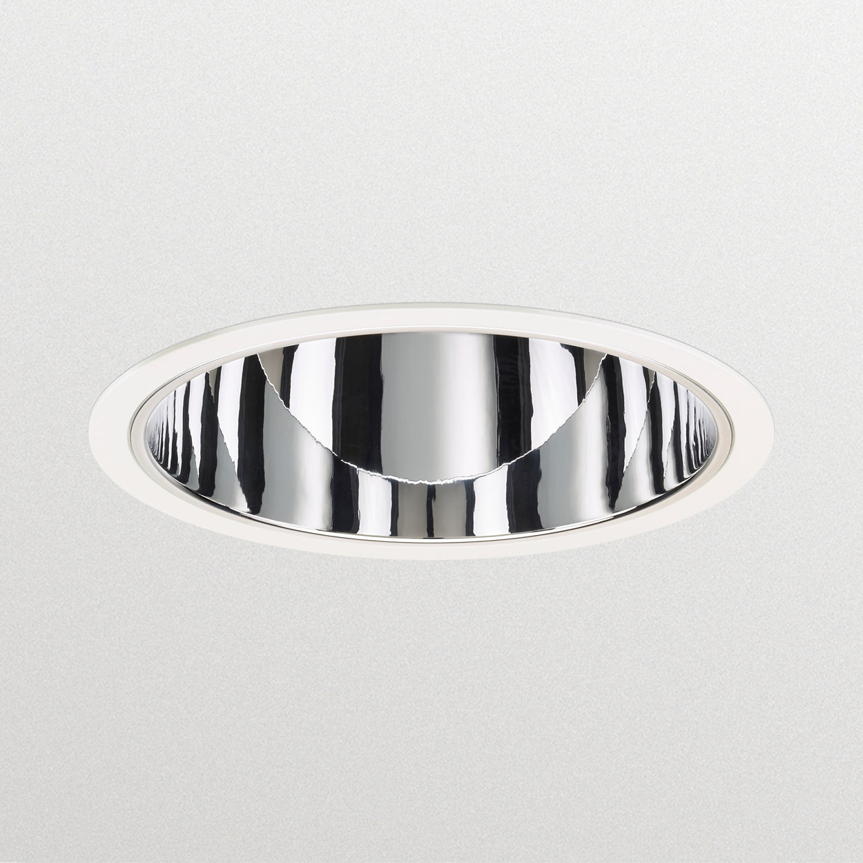 LuxSpace recessed – high efficiency, visual comfort and a stylish design
