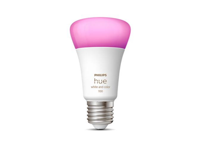 Close up of front of A60 – E27 smart bulb – 1100