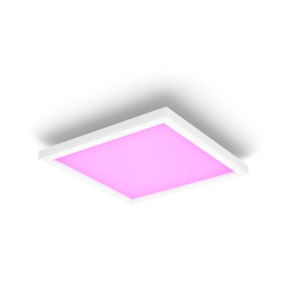Nahaufnahme der Vorderseite von Surimu quadratisches Panel 30x30 weiß