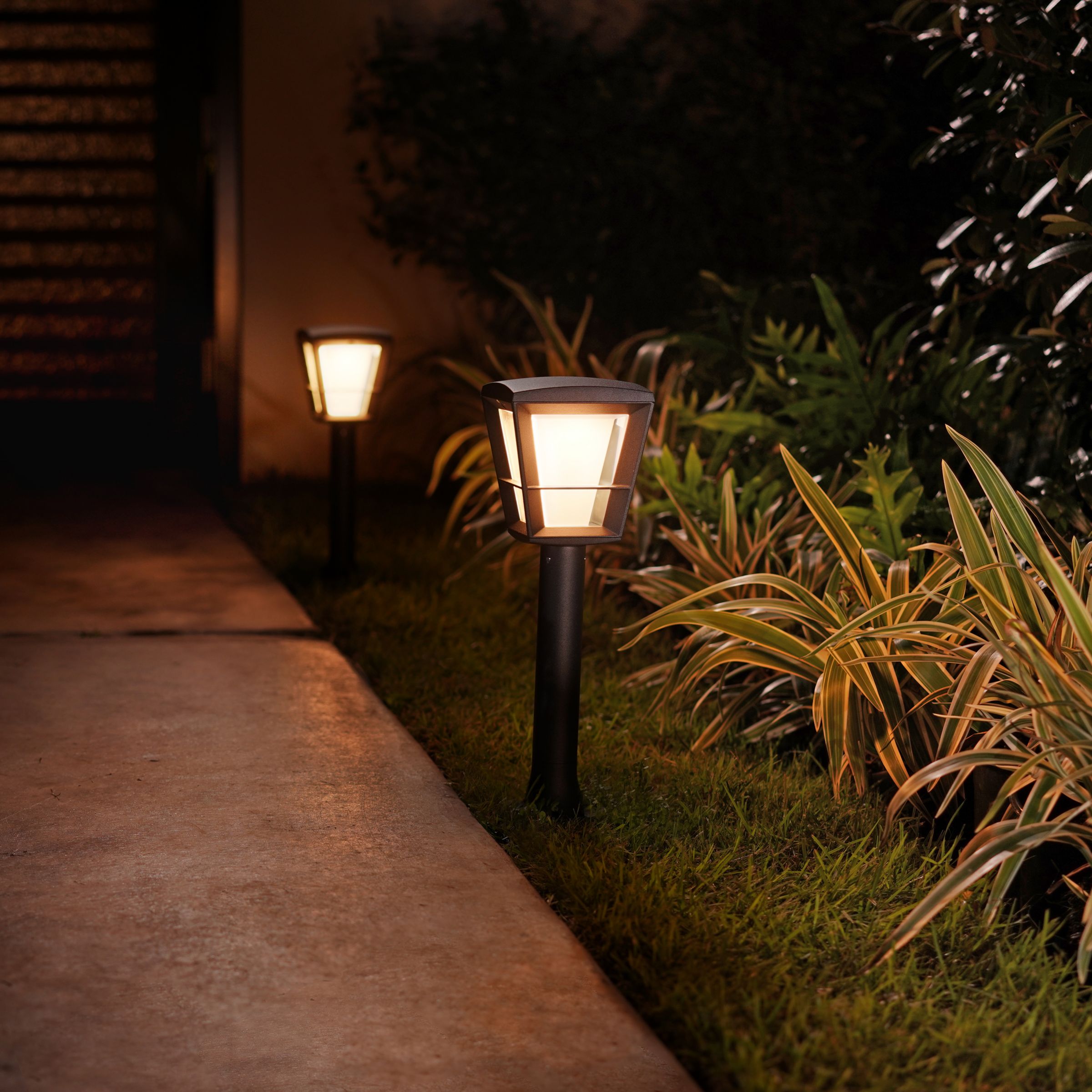 Philips Hue Econic Outdoor Pedestal - Thumbnail 5