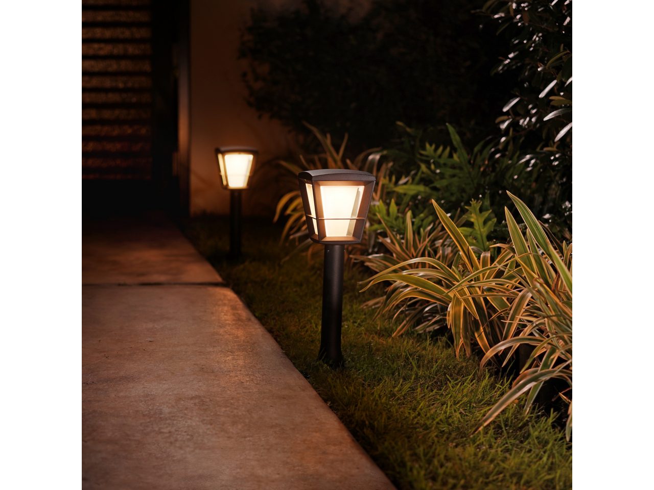 Hue Econic Outdoor Pedestal LED White and Colour Ambiance