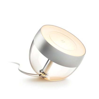 Nahaufnahme der Vorderseite von Iris Tischleuchte silber Special Edition