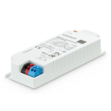 929002880406-Xitanium-12W-008-05A-25V-SR-230V-RTP.jpg