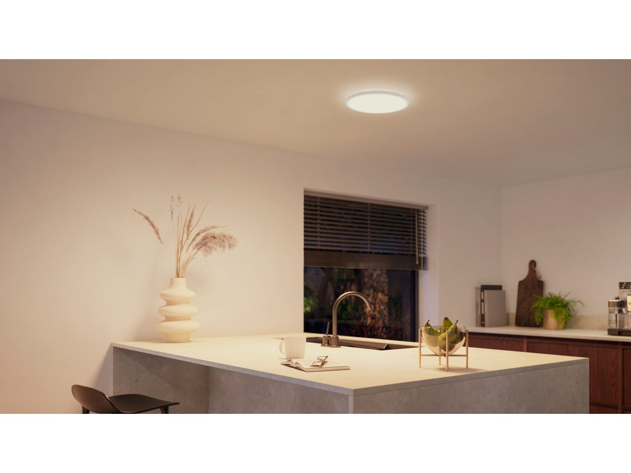 Tento round LED ceiling panel 29.1 cm | Philips Hue UK