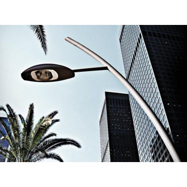 Lumec Capella LED medium (CPLM) | ORT026 | Genlyte Solutions