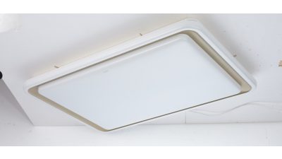 智能 LED 吸顶灯