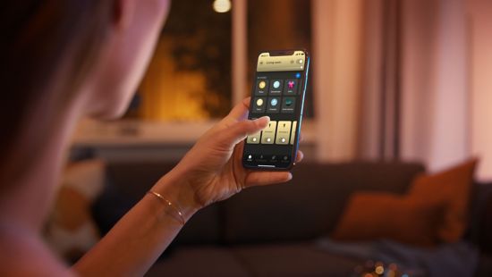 Controla hasta 10 luces a la vez con la aplicación Bluetooth