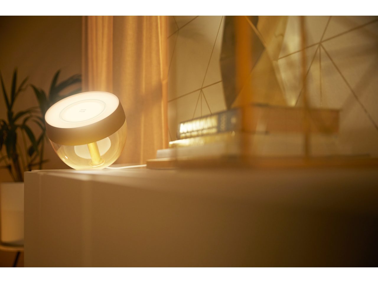 Hue Iris Table Lamp Gold Special Edition Gen4 | Philips Hue