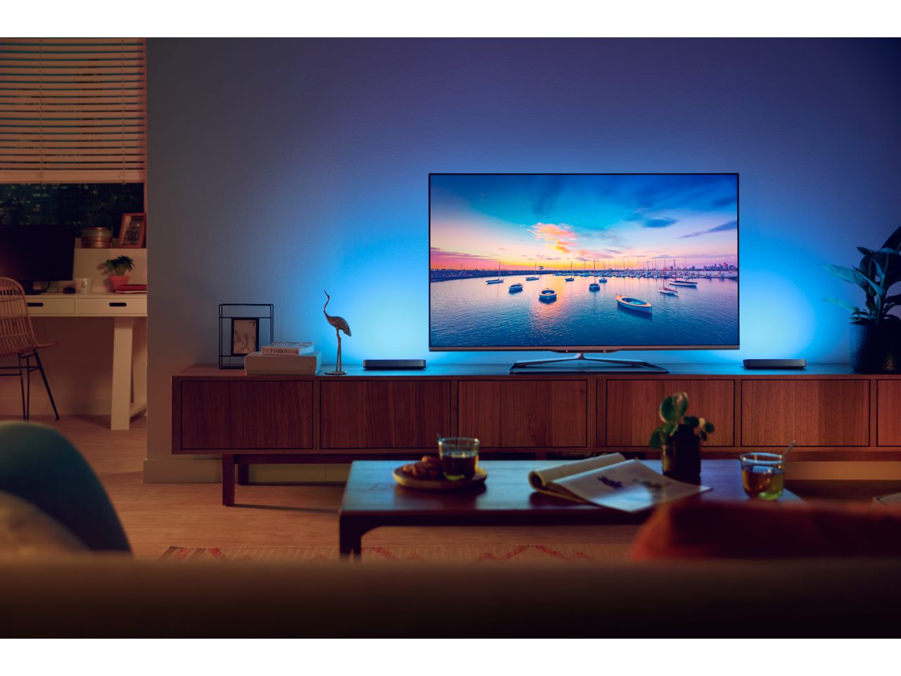 Play ライトバー エクステンション - ブラック | Philips Hue JP Play ライトバー エクステンション - ブラック | Philips Hue JP