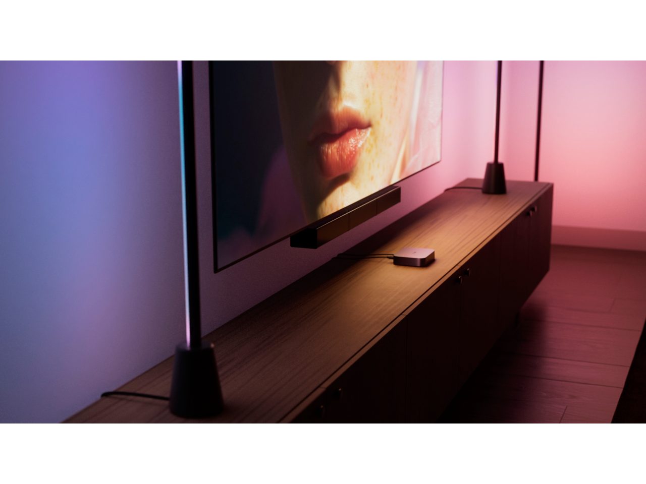 Philips Hue Play Sync Box 4K - Home Theater Lighting | Philips Hue