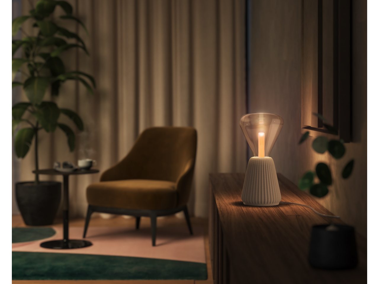 Hue Triangle E26 LED Bulb | Philips Hue JP