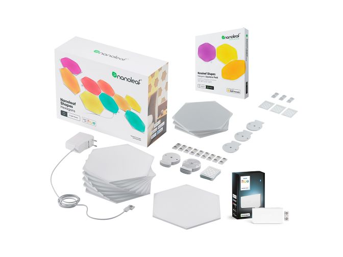 Gros plan de l'avant de Wall panel hexagon starter set (12 panels) + Philips Hue wall light module
