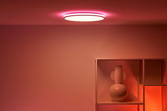 Slim circle with dual zone light effect