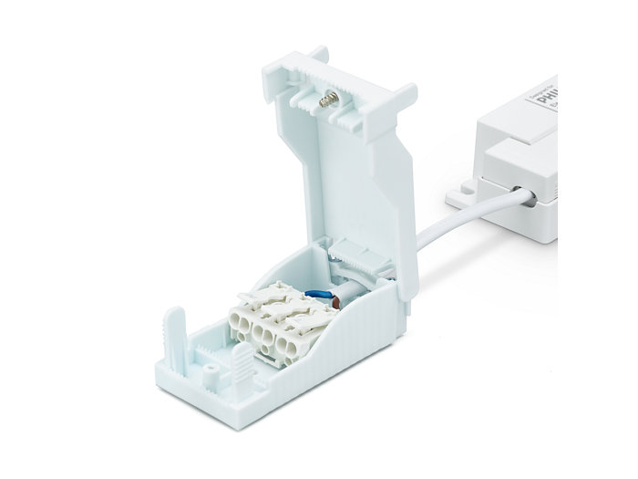 White Quick connector-open